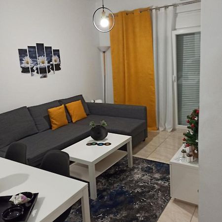 Pagrati Apartment Διαμέρισμα Παγκράτι Atene Esterno foto