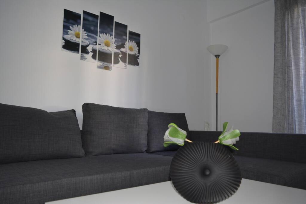 Pagrati Apartment Διαμέρισμα Παγκράτι Atene Esterno foto