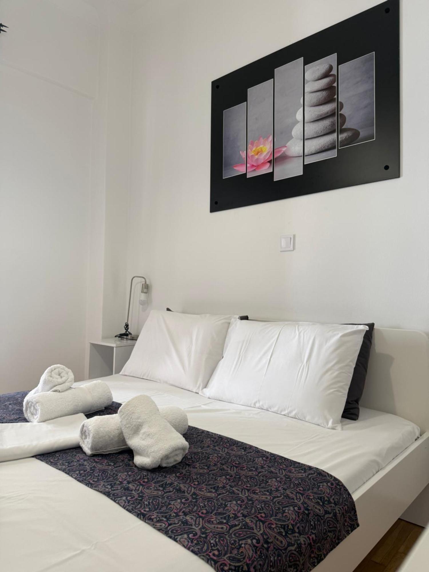 Pagrati Apartment Διαμέρισμα Παγκράτι Atene Esterno foto