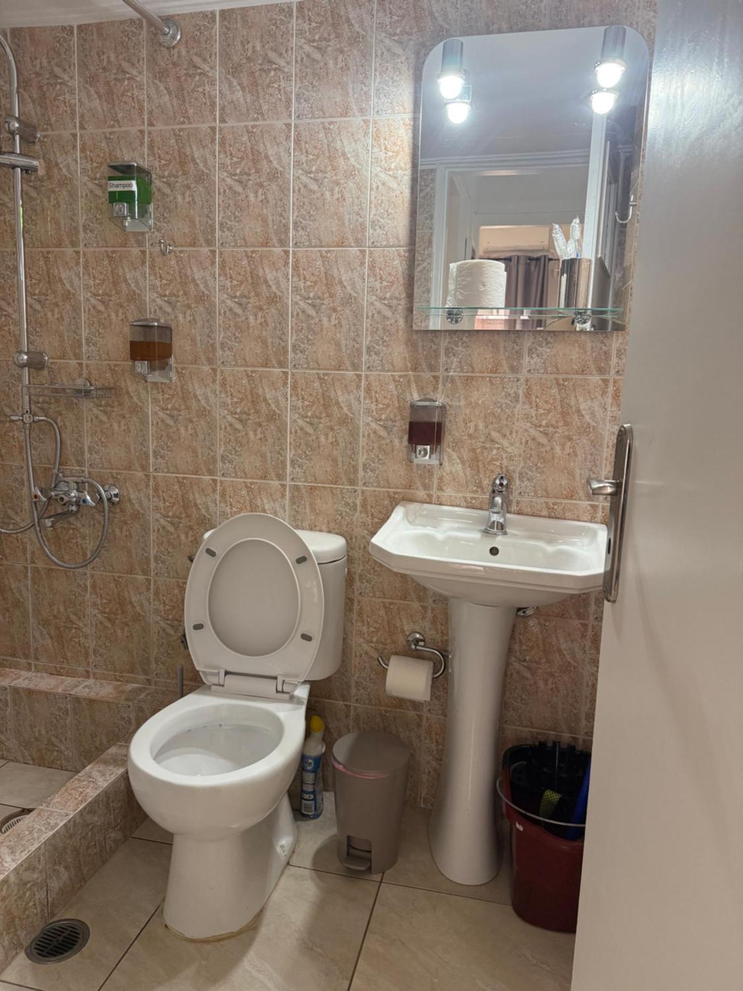 Pagrati Apartment Διαμέρισμα Παγκράτι Atene Esterno foto